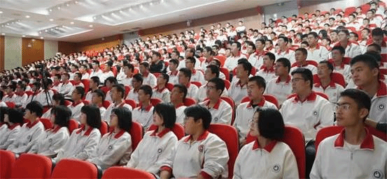 eea702bfb18acdddcb1b7c64c4729cc